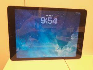 CS2300/2026 Ipad grigio